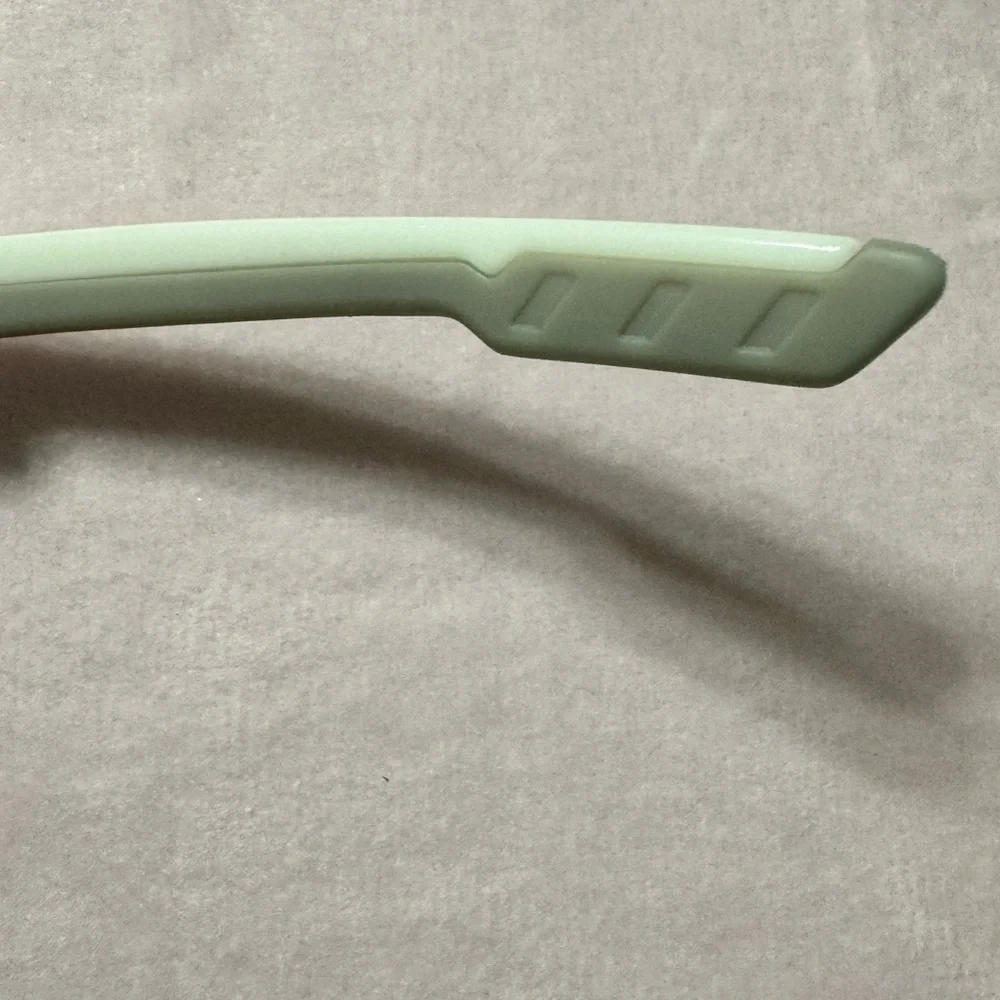 Hurley Ventura Floating Wrap Sunglasses White Frame & Blue Mirror Polarized Lens